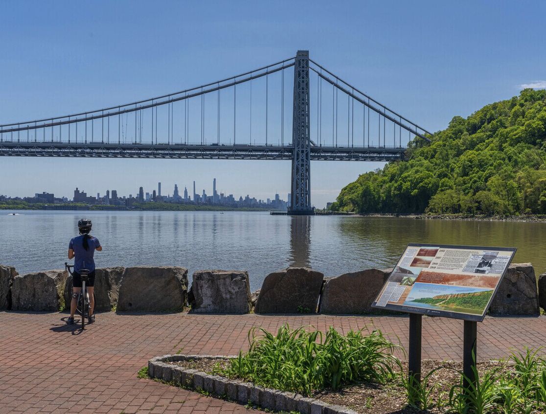Palisades Park, NJ street view